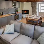 בית נופש 2 Bedroom Nice Home In Veprinac