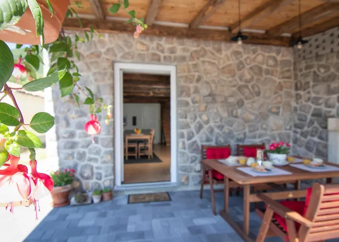 2 Bedroom Nice Home In Veprinac Σπίτι διακοπών Veprinac